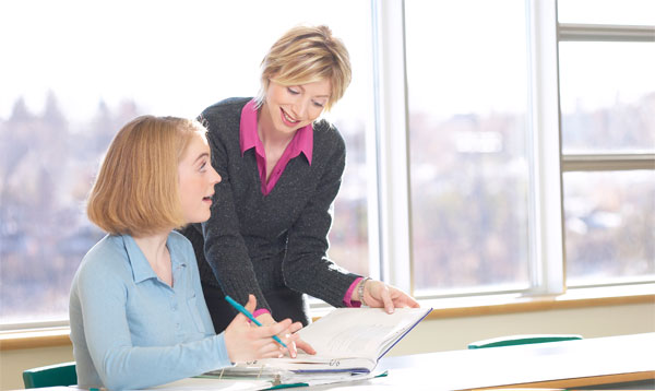 混職場，你還必須會來事兒？