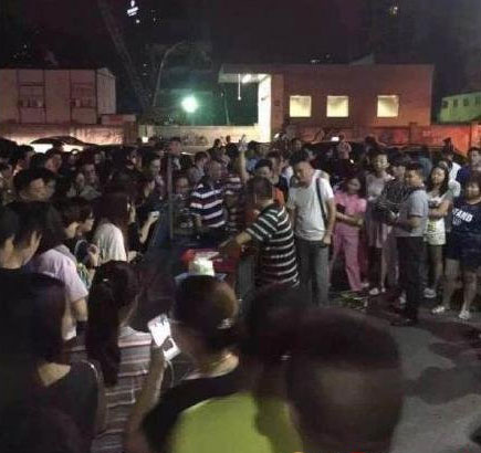 炒飯哥陳忠：南京最牛炒飯年入四十萬，生意好到驚動(dòng)警察