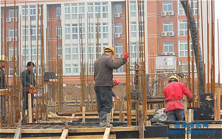 總承包企業能否承包建筑勞務作業？