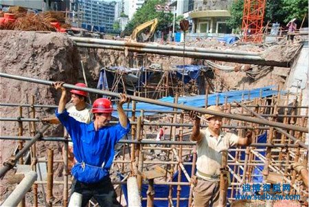 資質辦理中哪些情況會導致人員無效