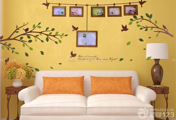 客廳墻面怎么裝修：顏色搭配