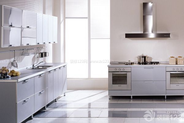 廚房收納巧妙點，節約空間