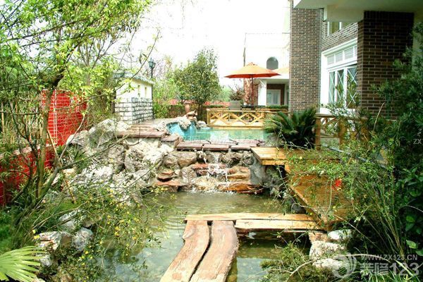 裝修風水基本原則：依山伴水