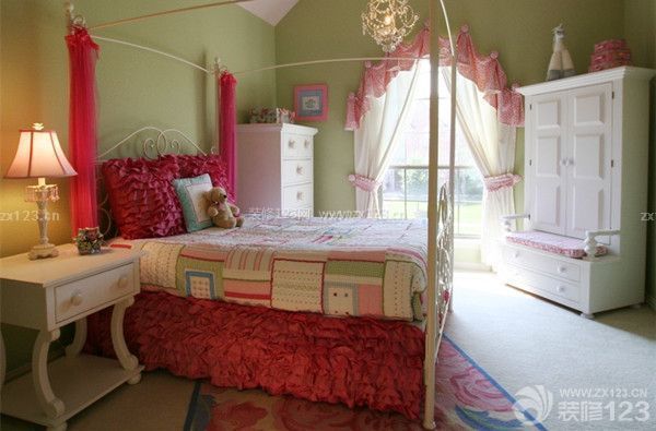 2.兒童房裝修應注意什么：注意裝修色彩