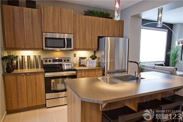 現代風格實木家具