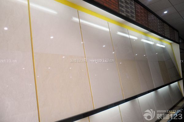 衛生間防滑地磚4：玻化磚